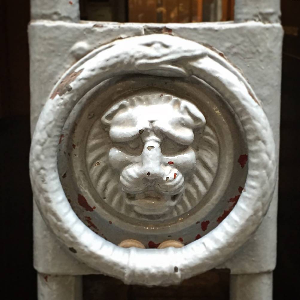 Je me suis porté caution solidaire à Lyon, on me réclame en plus une clause pénale : que faire ?